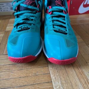 Nike Teal and Red Athletic Shoes